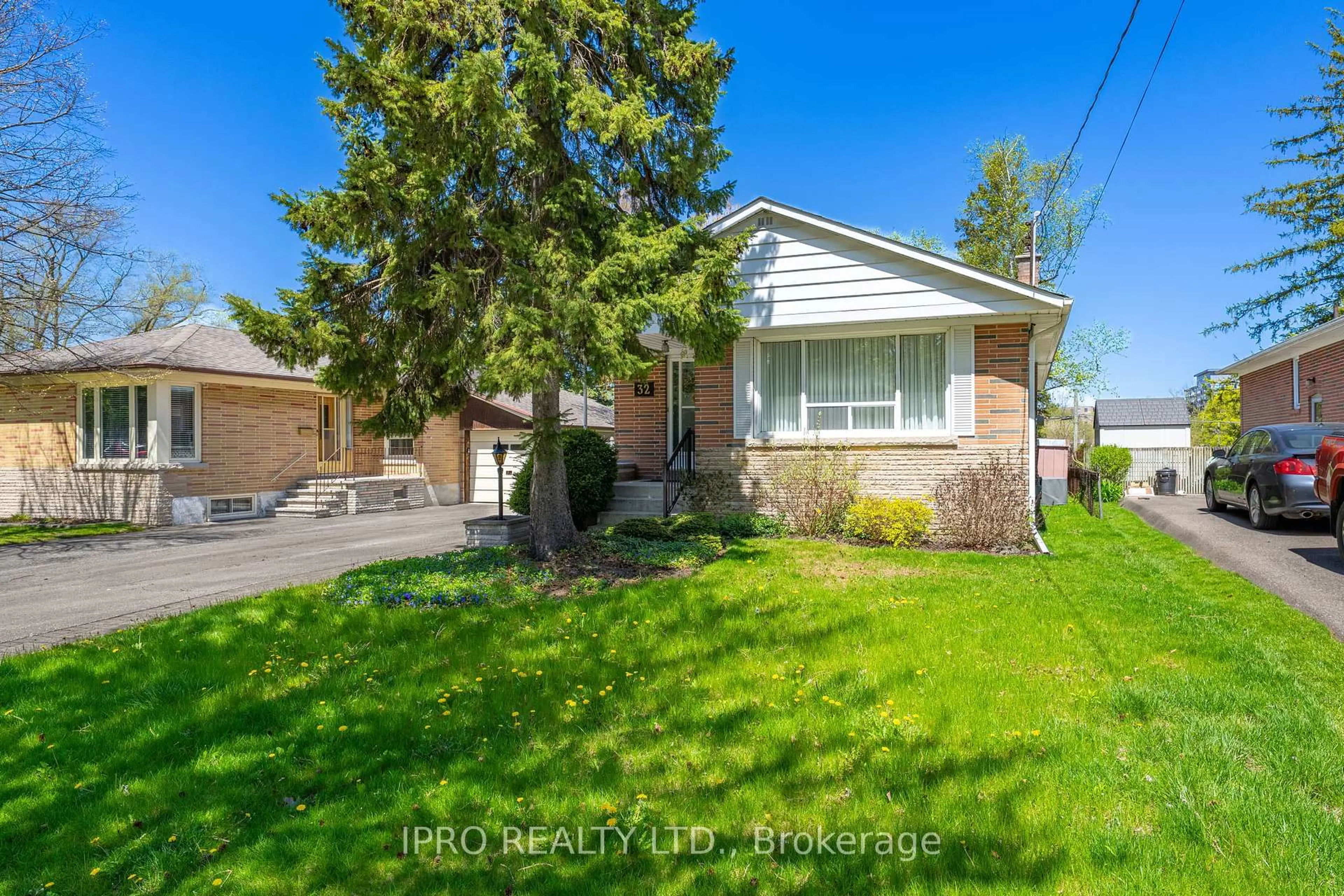 Unknown for 32 Cloverhill Rd, Toronto Ontario M8Y 1T3