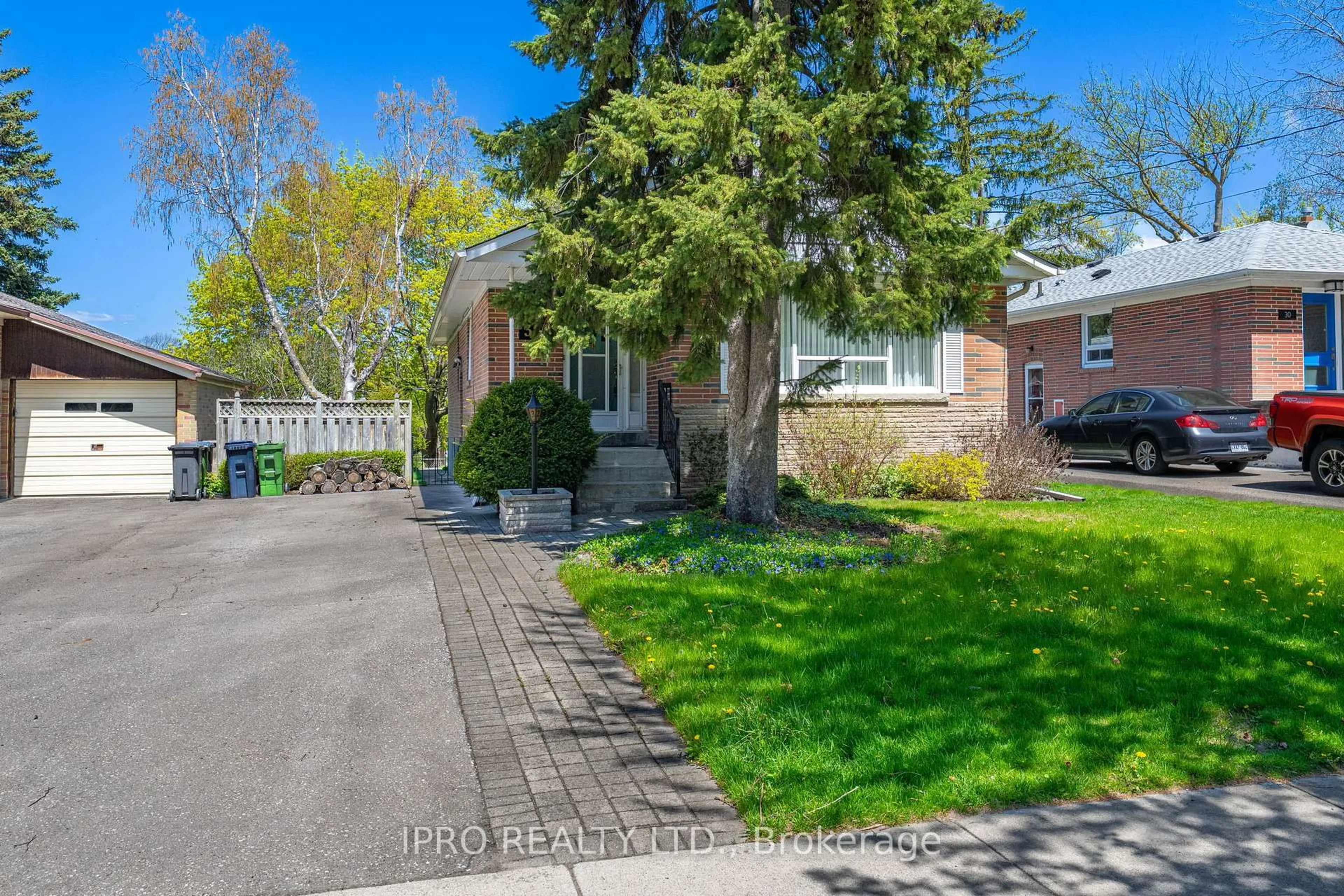 Home with brick exterior material, street for 32 Cloverhill Rd, Toronto Ontario M8Y 1T3