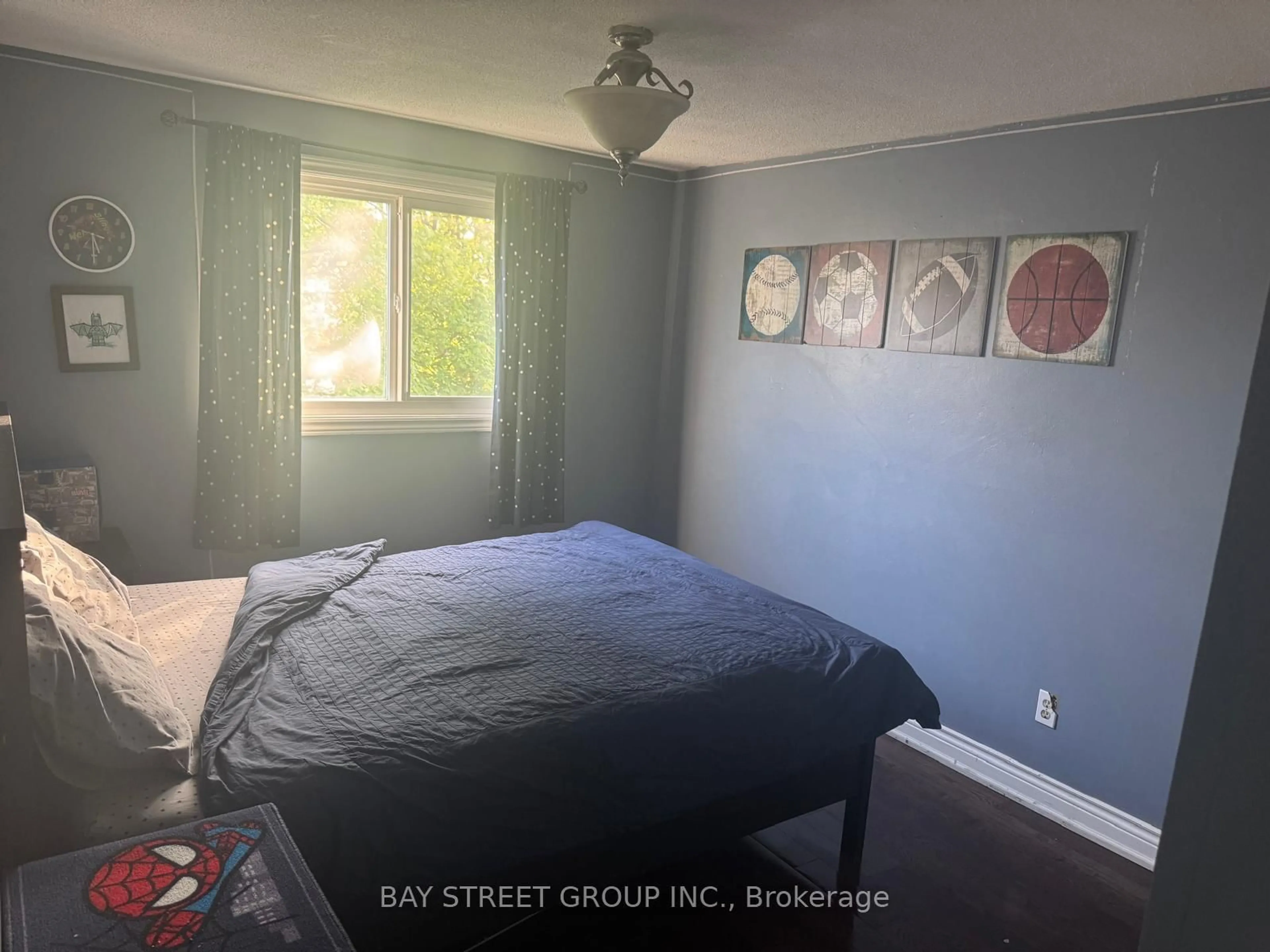 A pic of a room for 556 Holly Ave, Milton Ontario L9T 4B1