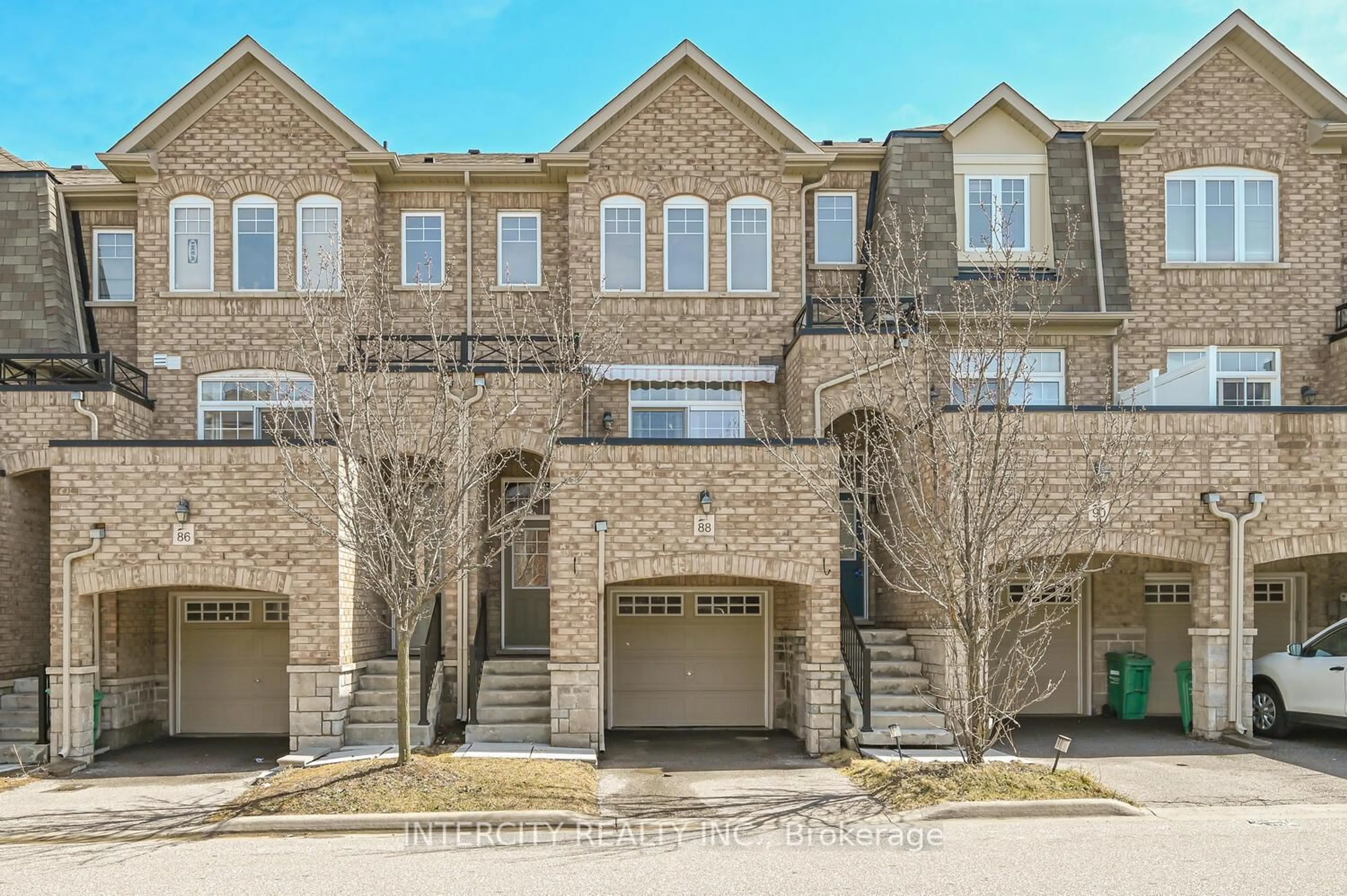 Home with brick exterior material, street for 88 Magdalene Cres, Brampton Ontario L6Z 0G7