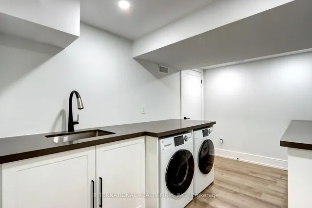 Additional property image - 1755 Pickmere Crt