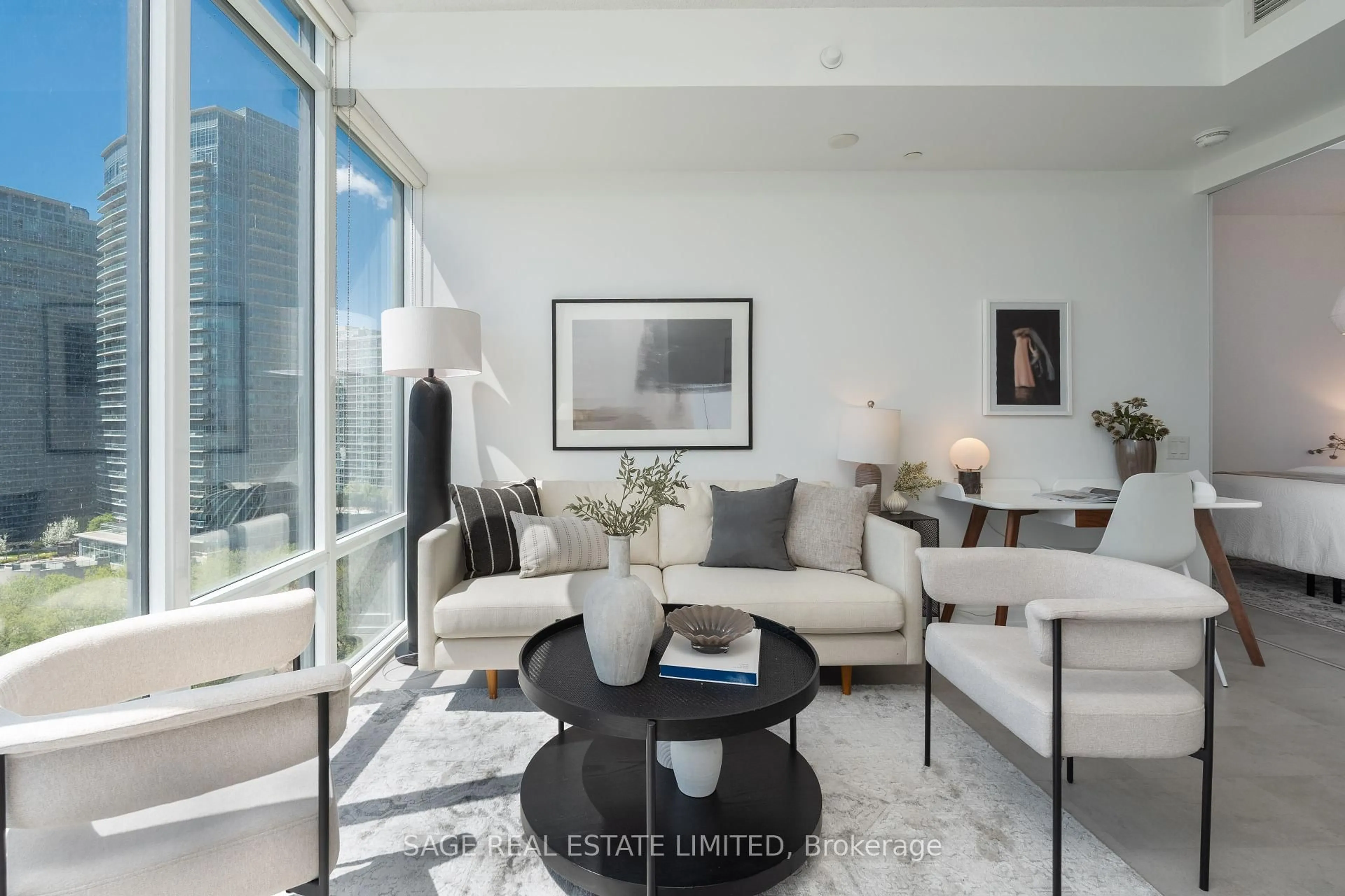 Living room with furniture, unknown for 88 Park Lawn Rd #1601, Toronto Ontario M8Y 0B5