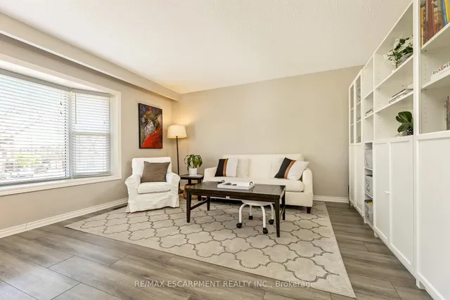 Additional property image - 235 Bronte St Unit 14