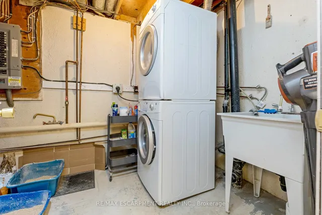 Additional property image - 235 Bronte St Unit 14