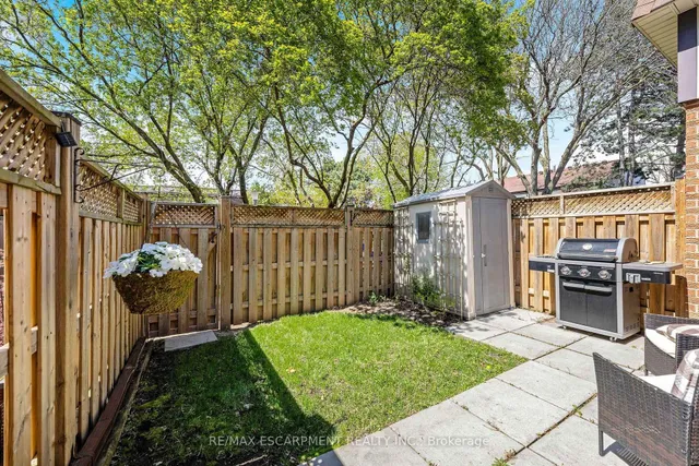 Additional property image - 235 Bronte St Unit 14