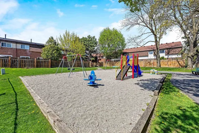 Additional property image - 235 Bronte St Unit 14