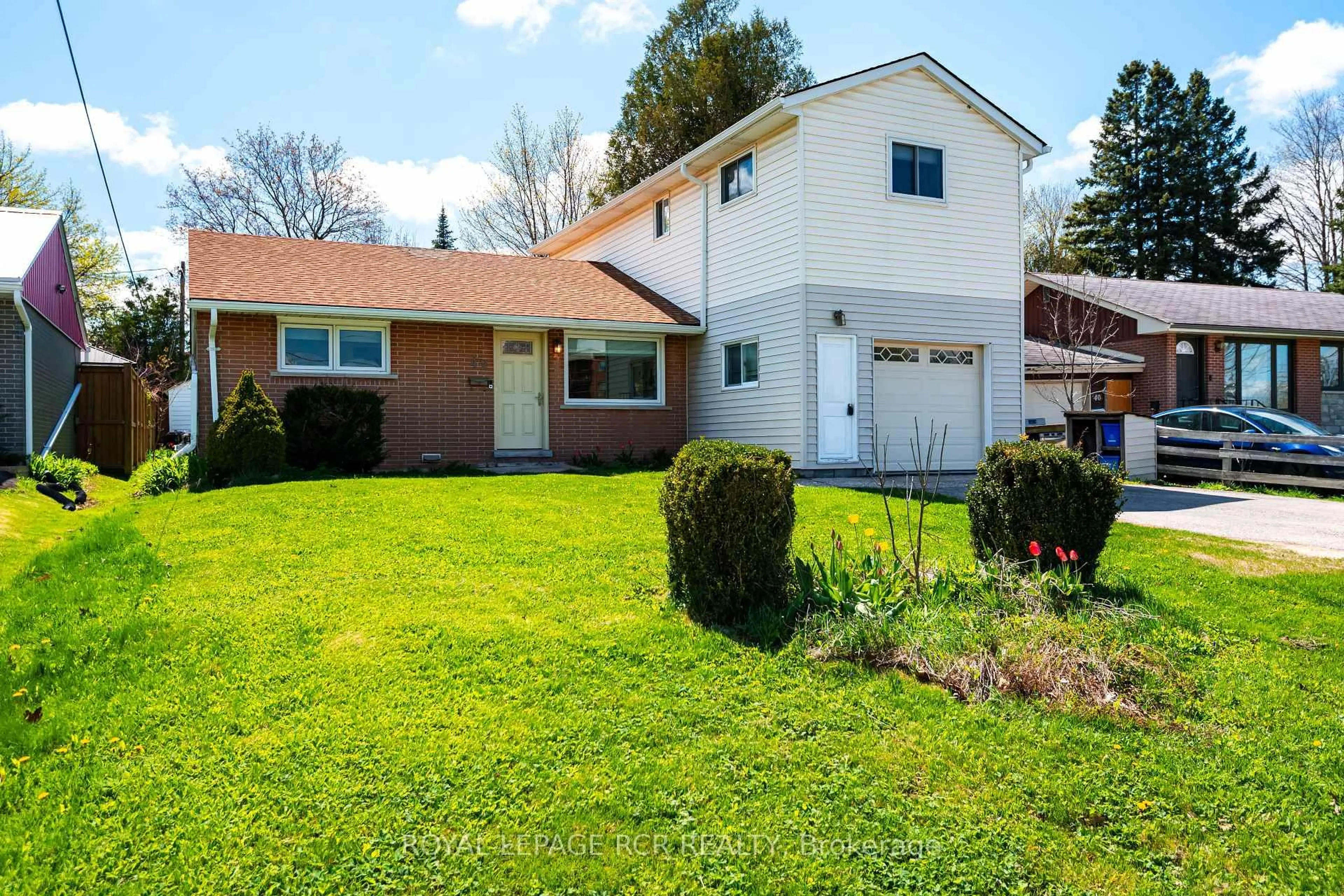 Unknown for 42 Bythia St, Orangeville Ontario L9W 2S3