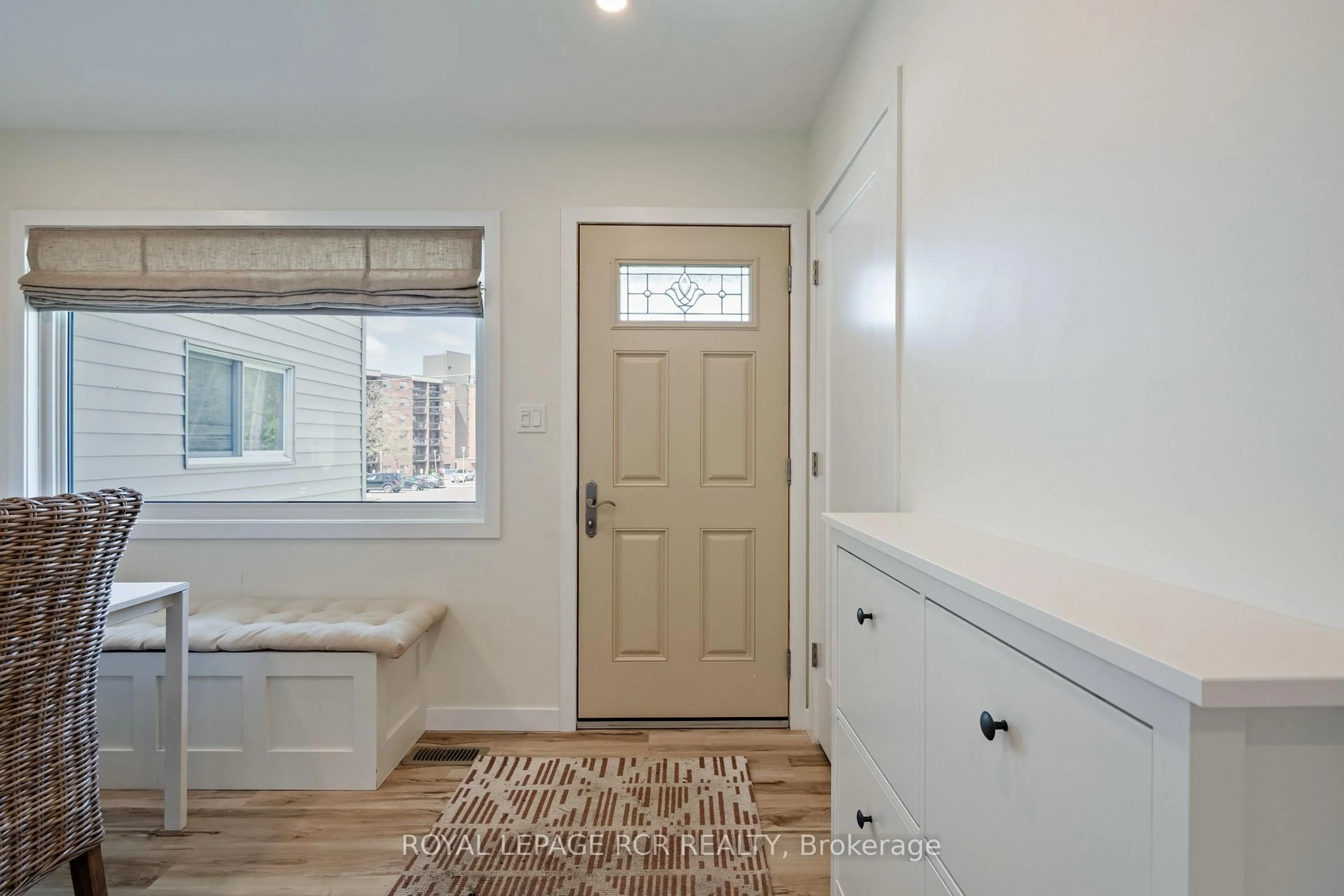 Indoor entryway for 42 Bythia St, Orangeville Ontario L9W 2S3