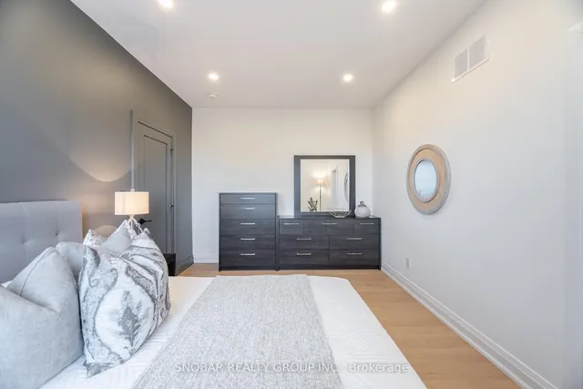 Additional property image - 720 Hillman Cres