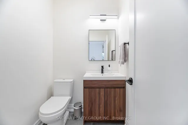 Additional property image - 720 Hillman Cres