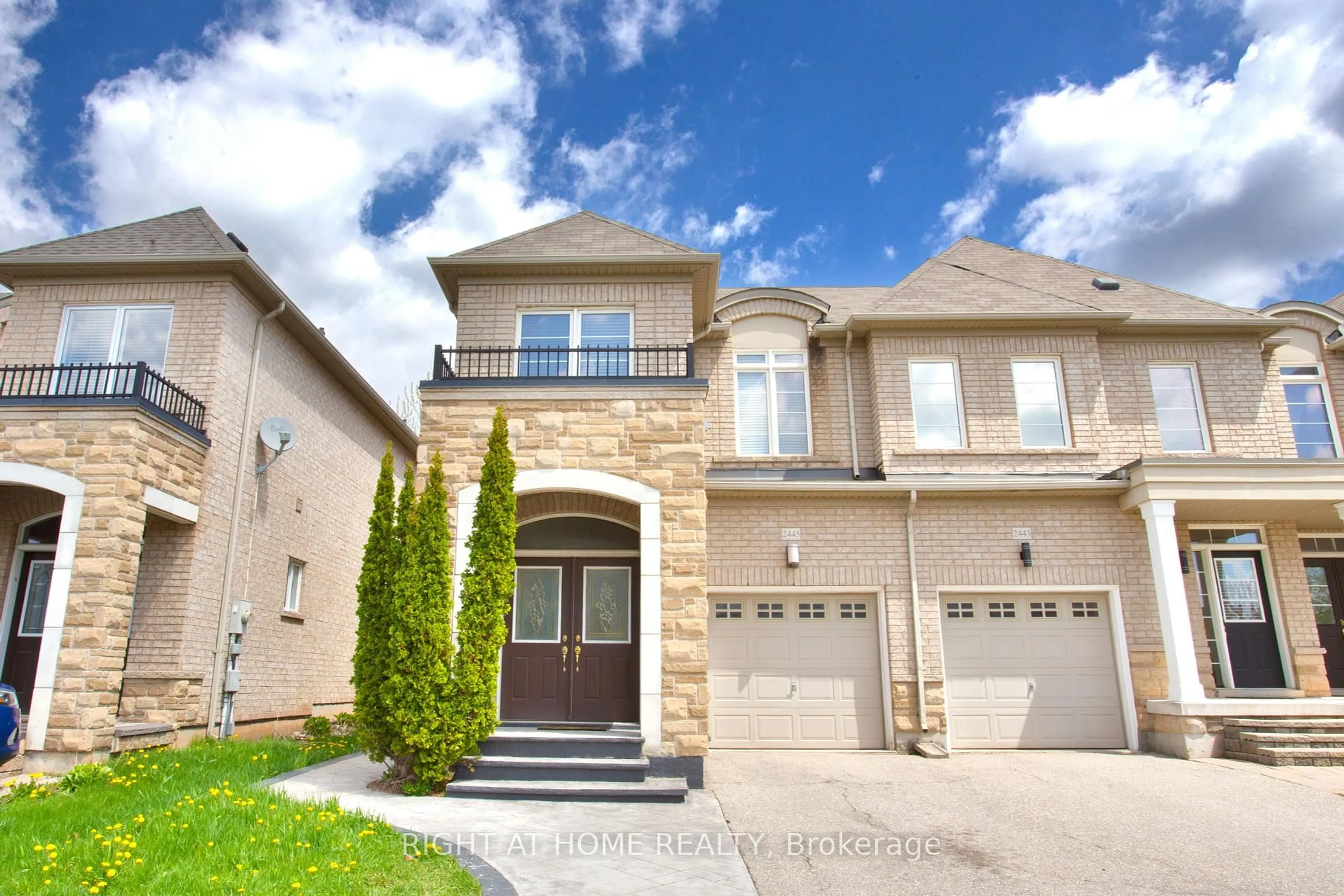 Home with brick exterior material, street for 2445 Grand Oak Tr, Oakville Ontario L6M 0J4