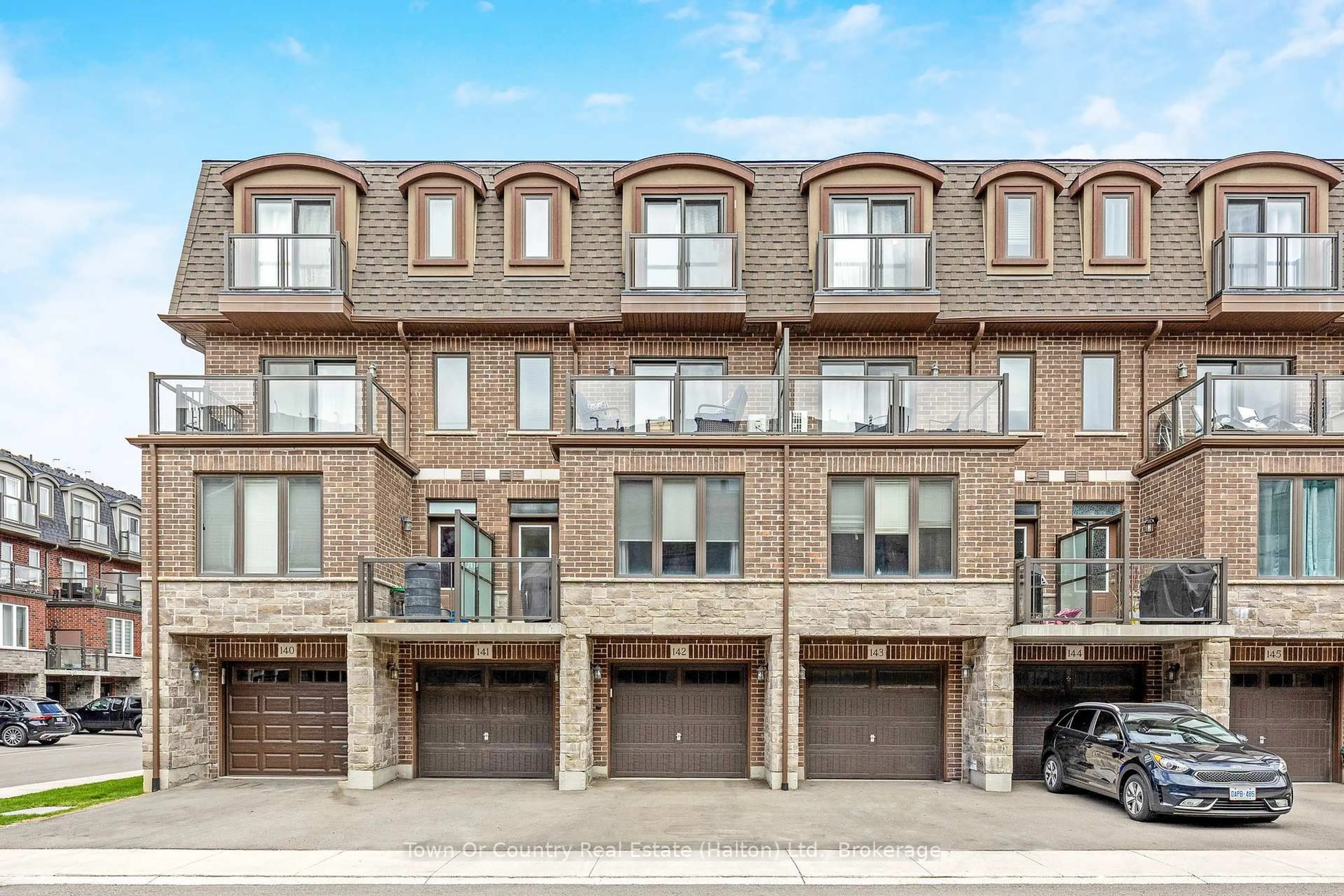 Unknown for 445 Ontario St #142, Milton Ontario L9T 9K4