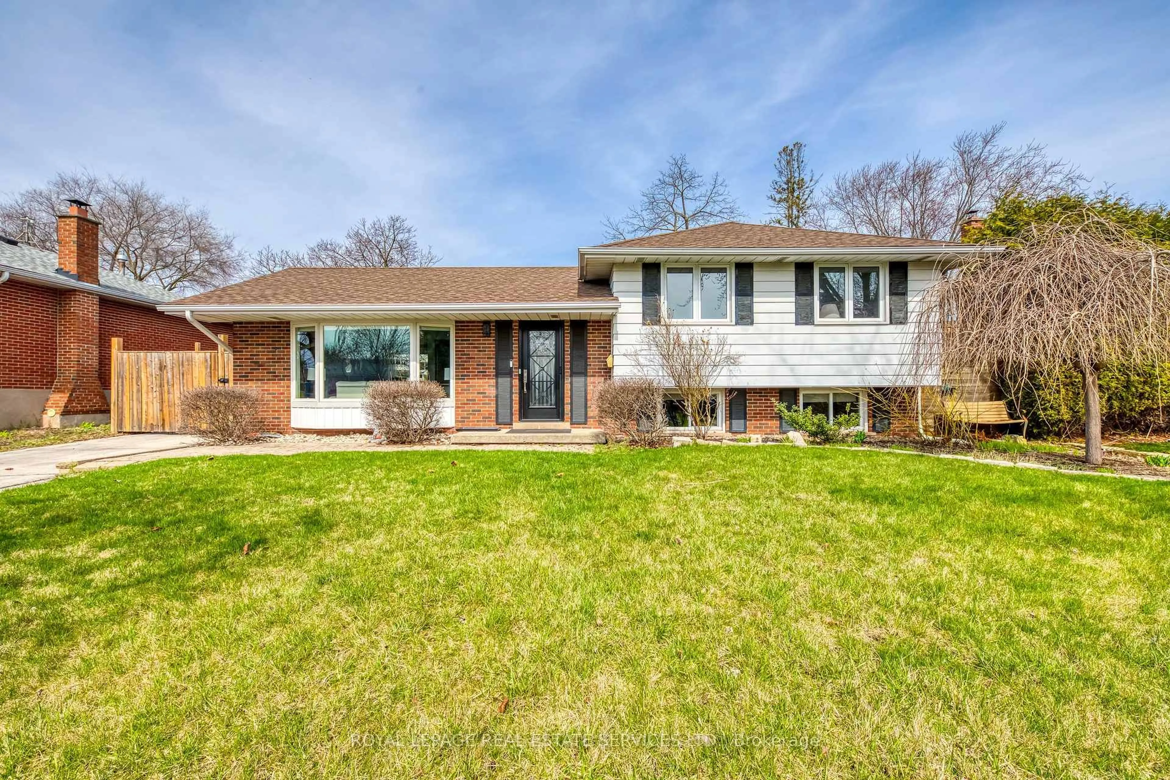 Home with brick exterior material, street for 5181 ALTON Rd, Burlington Ontario L7L 3H4