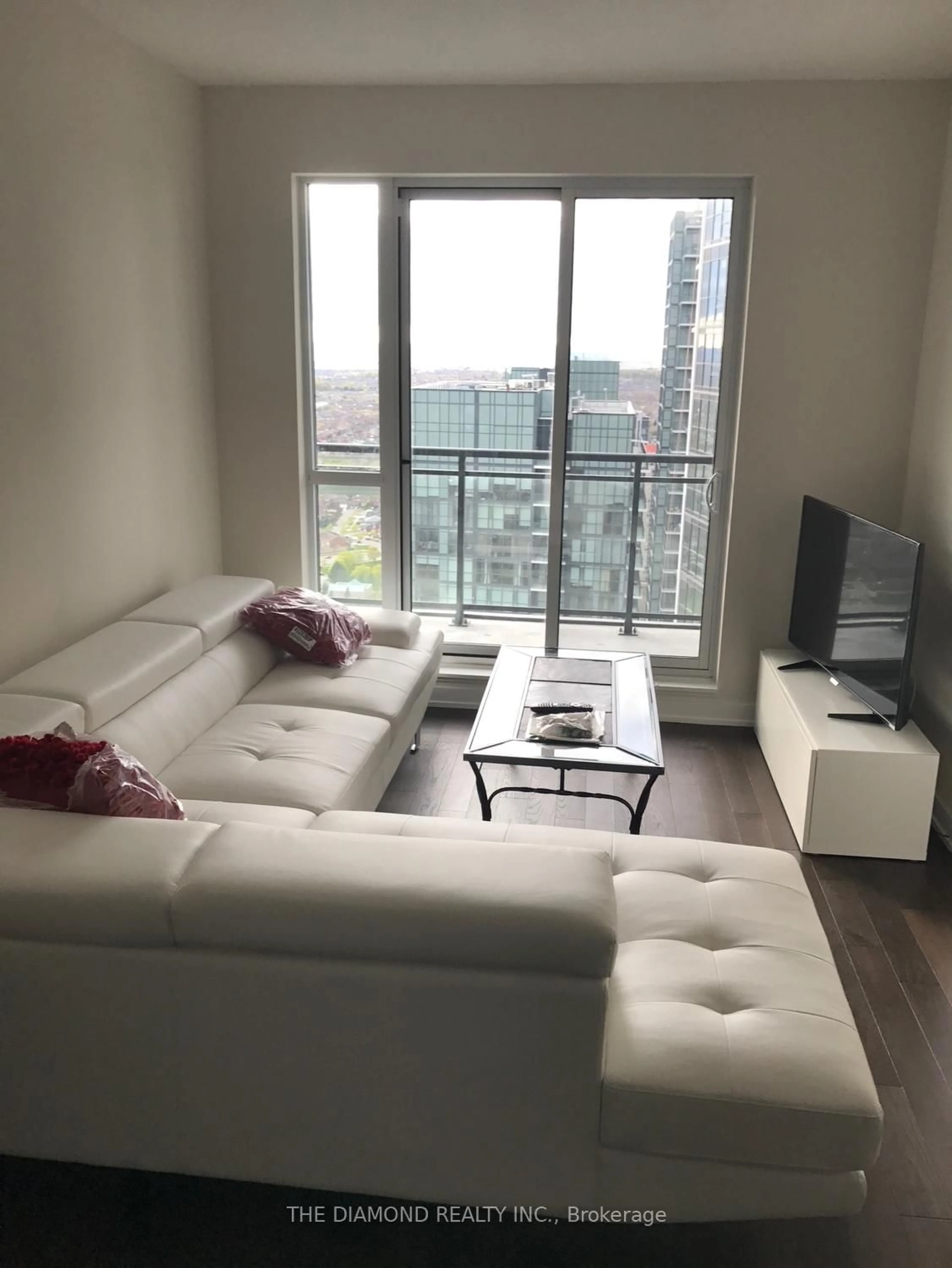 Living room with furniture, unknown for 4011 Brickstone Mews N/A #4104, Mississauga Ontario L5B 0J7