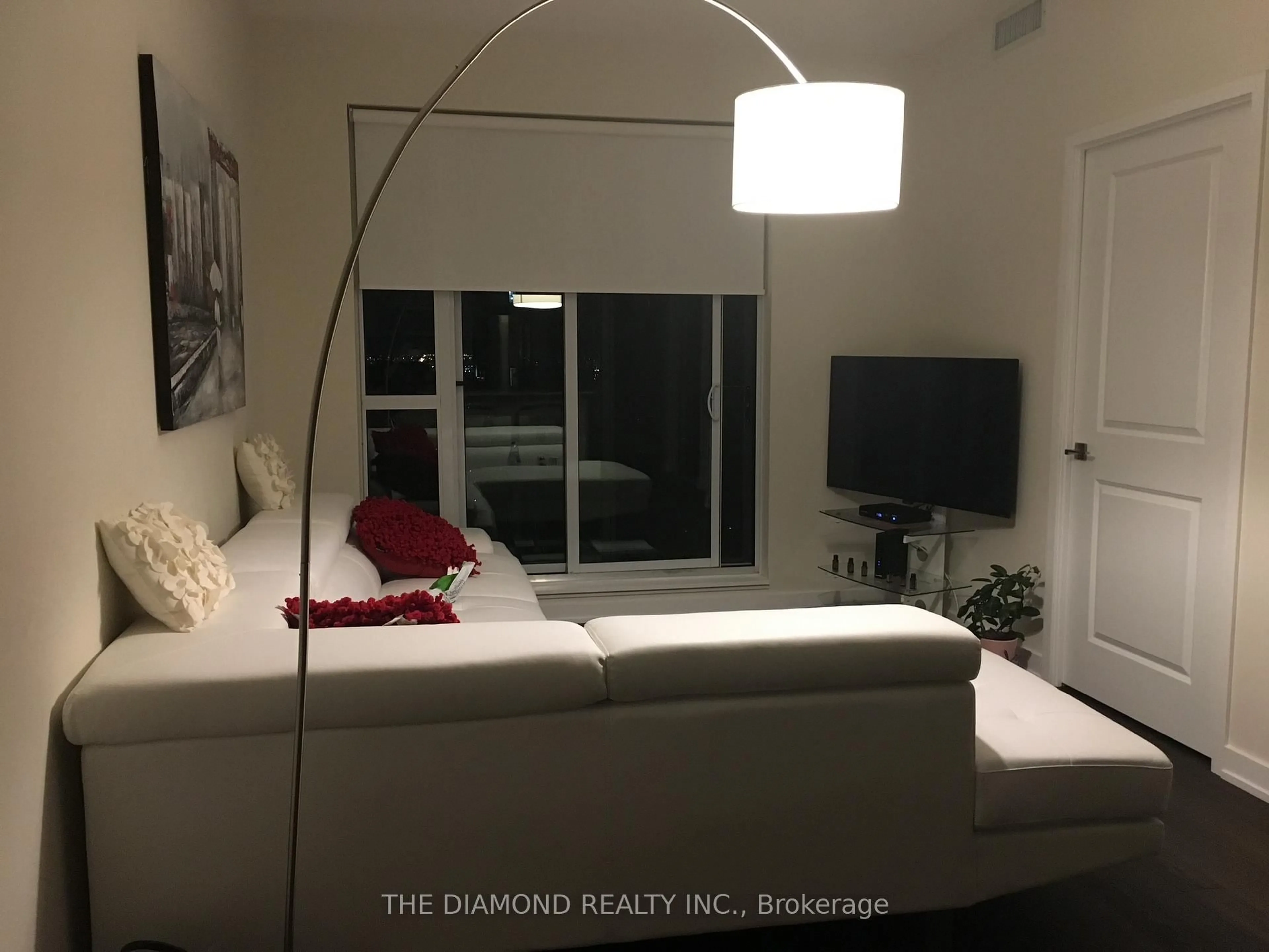 A pic of a room for 4011 Brickstone Mews N/A #4104, Mississauga Ontario L5B 0J7