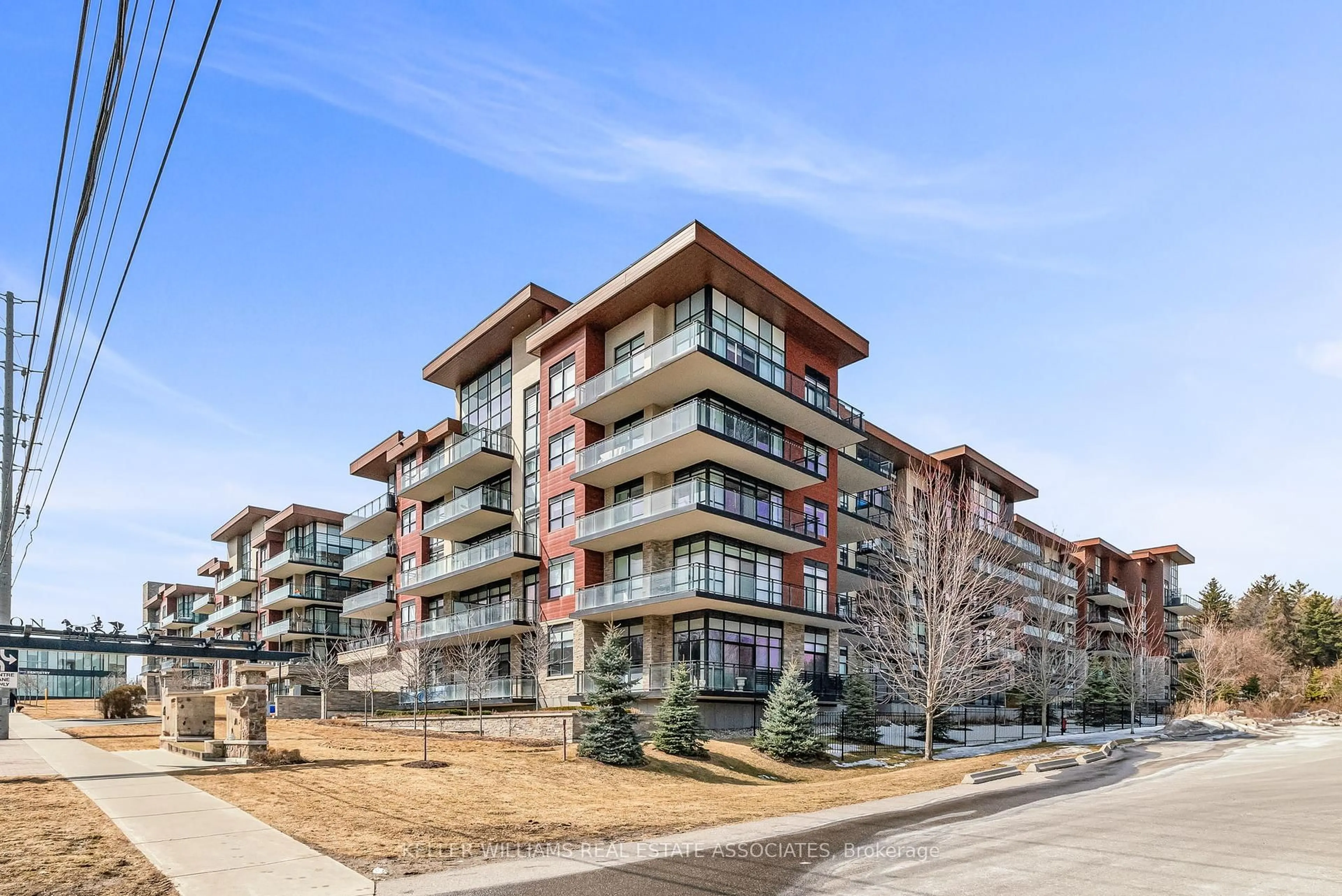 Unknown for 1575 Lakeshore Rd #231, Mississauga Ontario L5J 0B1