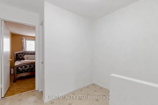 Additional property image - 7406 Darcel Ave Unit Unit 1