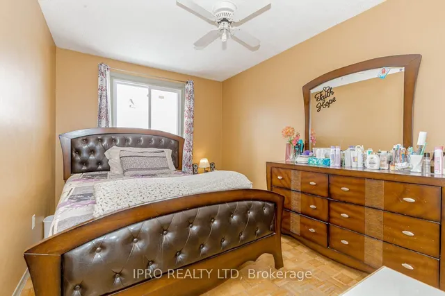 Additional property image - 7406 Darcel Ave Unit Unit 1