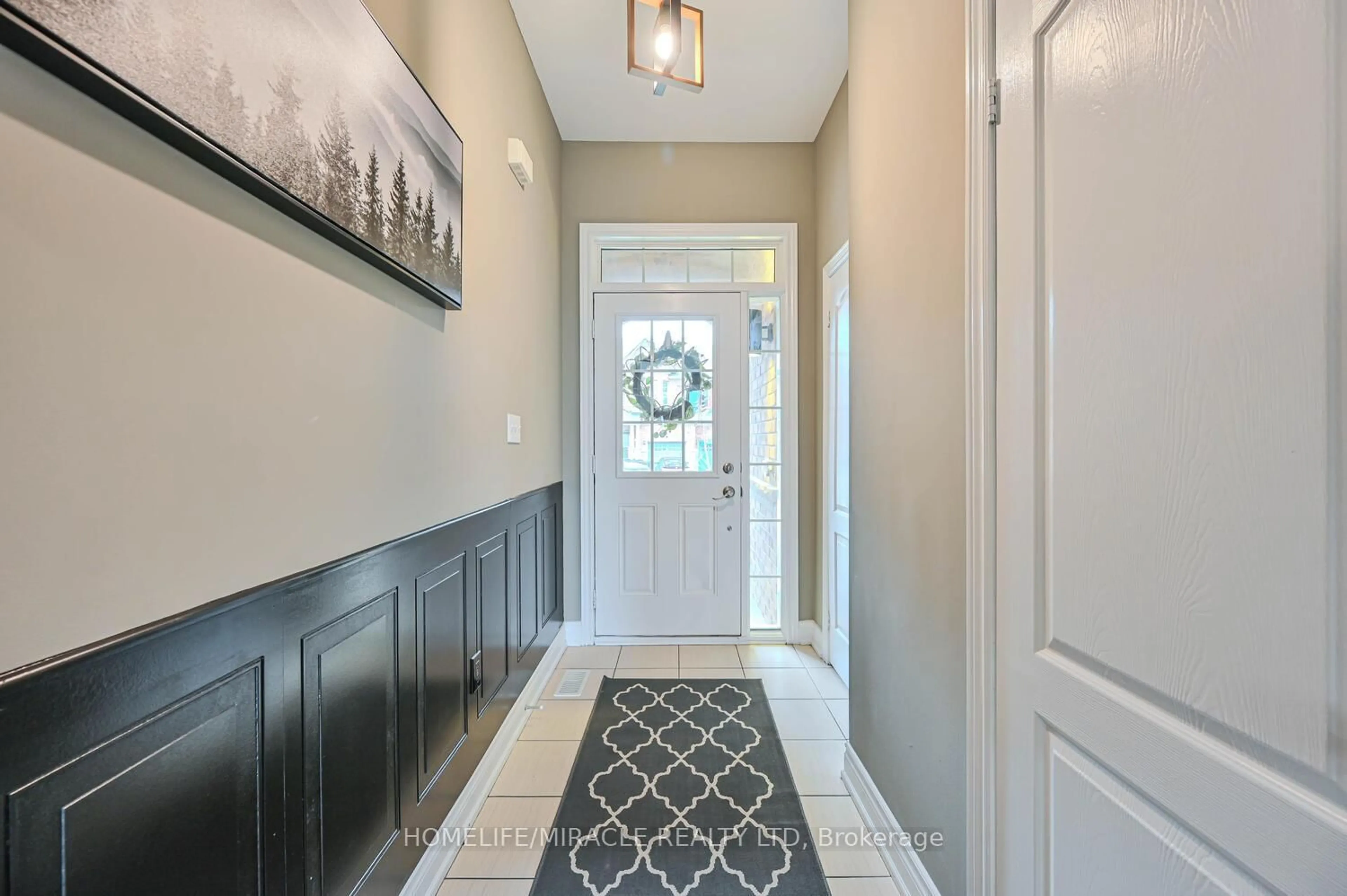 Indoor entryway for 78 Goodsway Tr, Brampton Ontario L7A 4A5