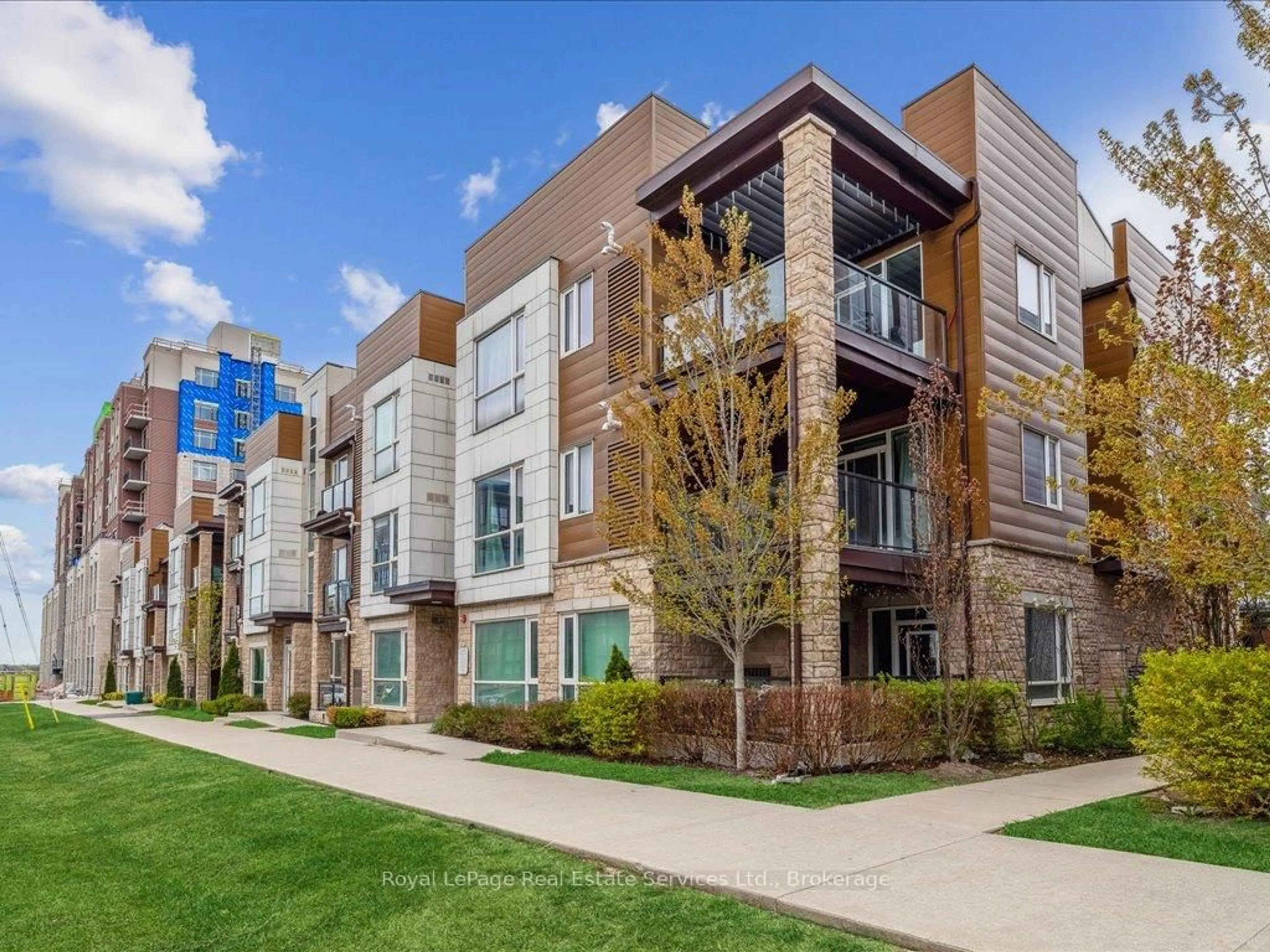 Unknown for 2370 Khalsa Gate #207, Oakville Ontario L6M 1P5