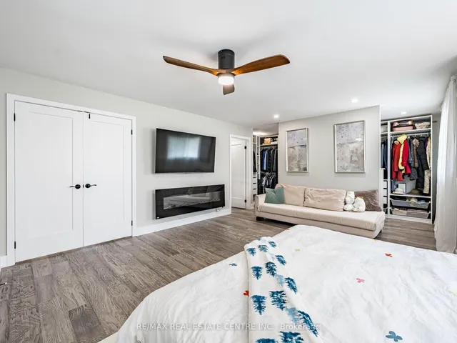 Additional property image - 302 Leacock Ave