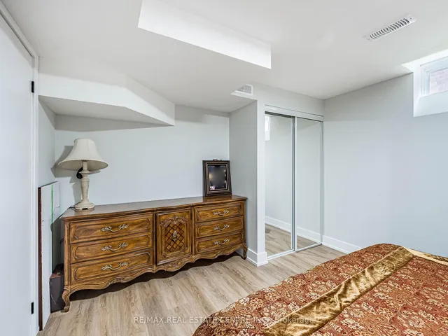 Additional property image - 302 Leacock Ave