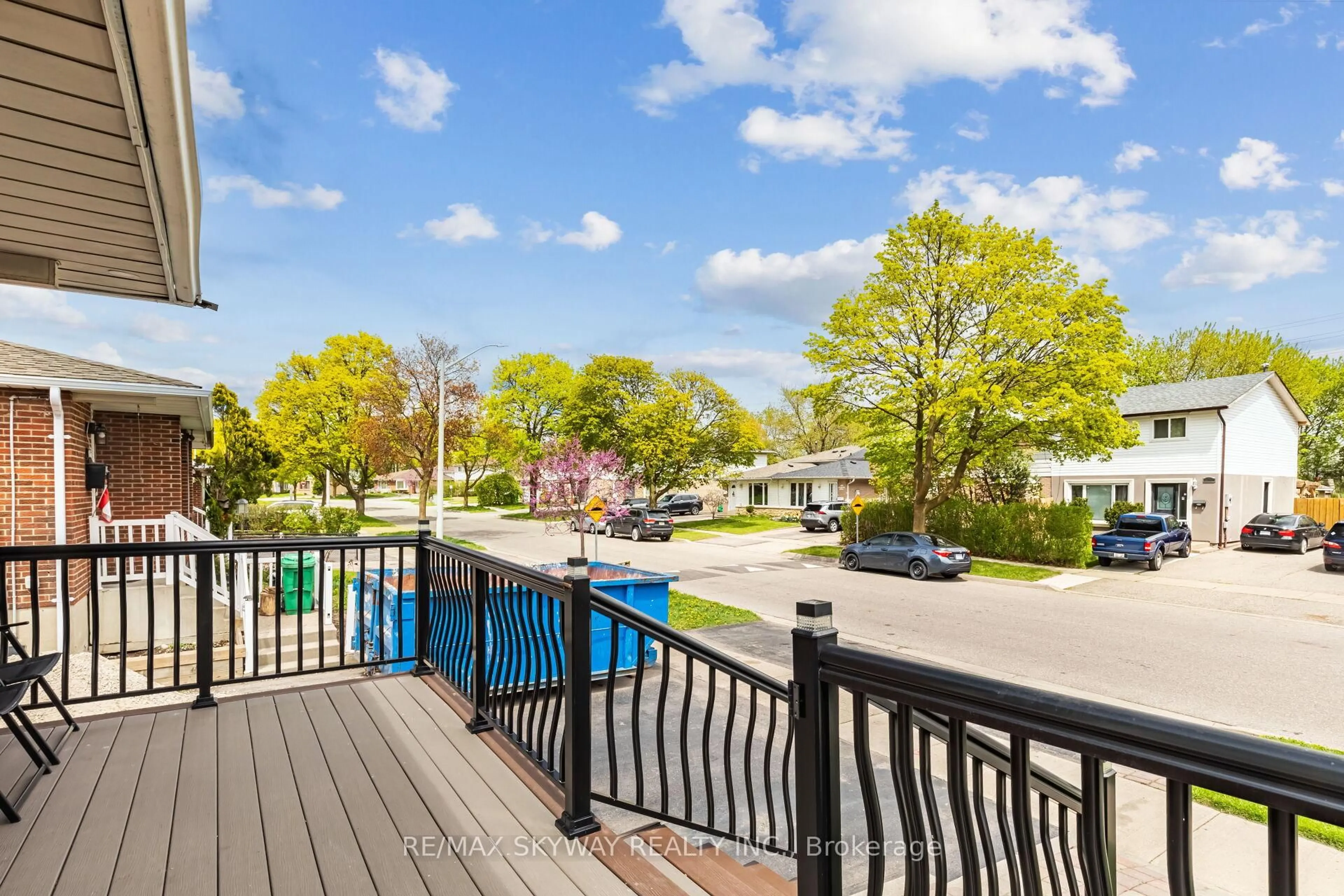 Patio, water/lake/river/ocean view for 144 Archdekin Dr, Brampton Ontario L6V 1Y7