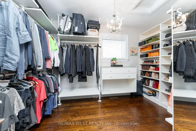 Additional property image - 1152 Glengrove Ave