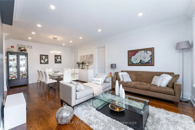 Additional property image - 1152 Glengrove Ave