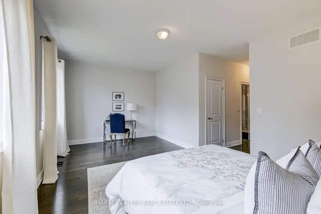 Additional property image - 3096 Post Rd