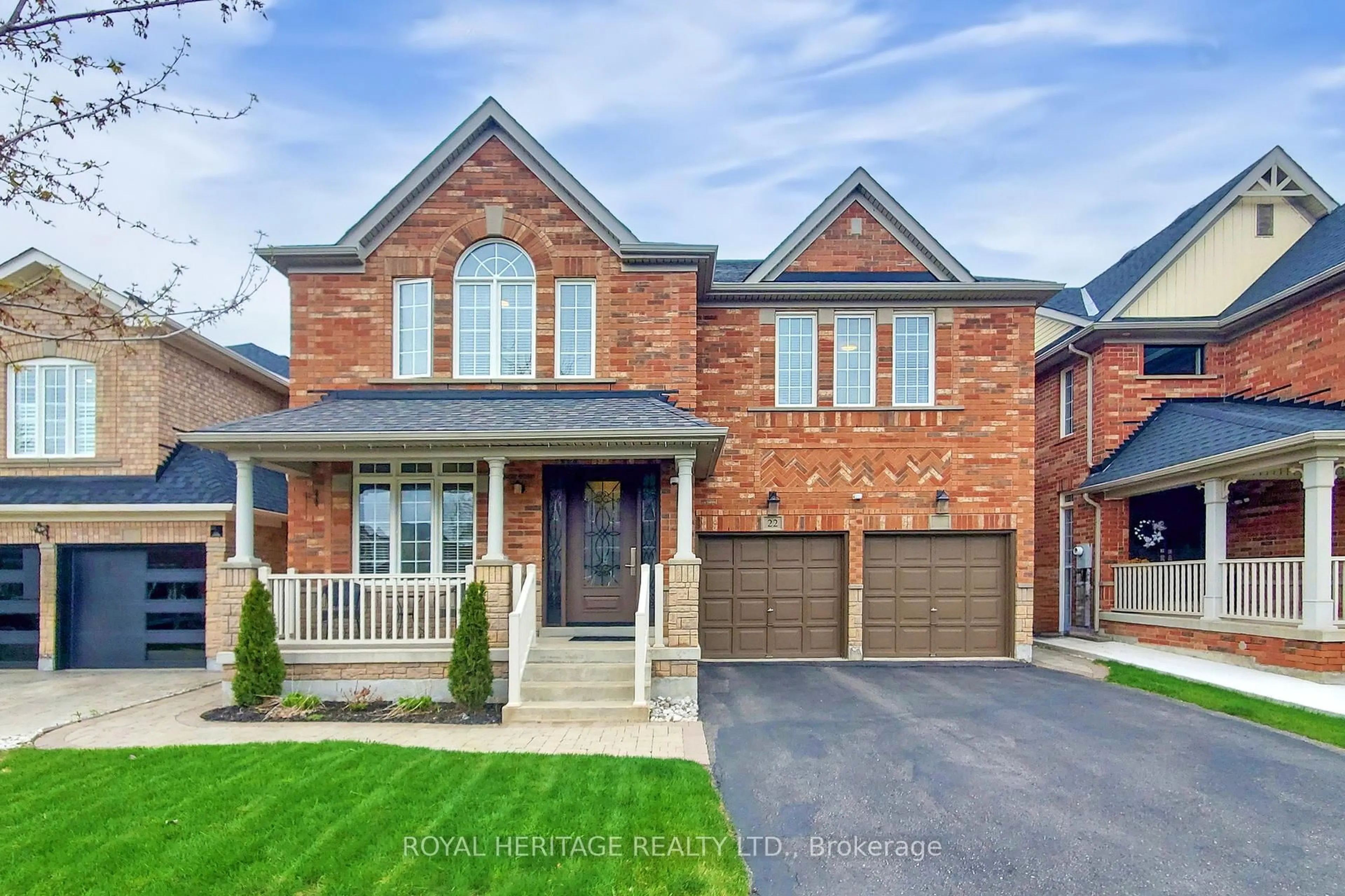 Home with brick exterior material, street for 22 Tawnberry Circ, Brampton Ontario L7A 0J6
