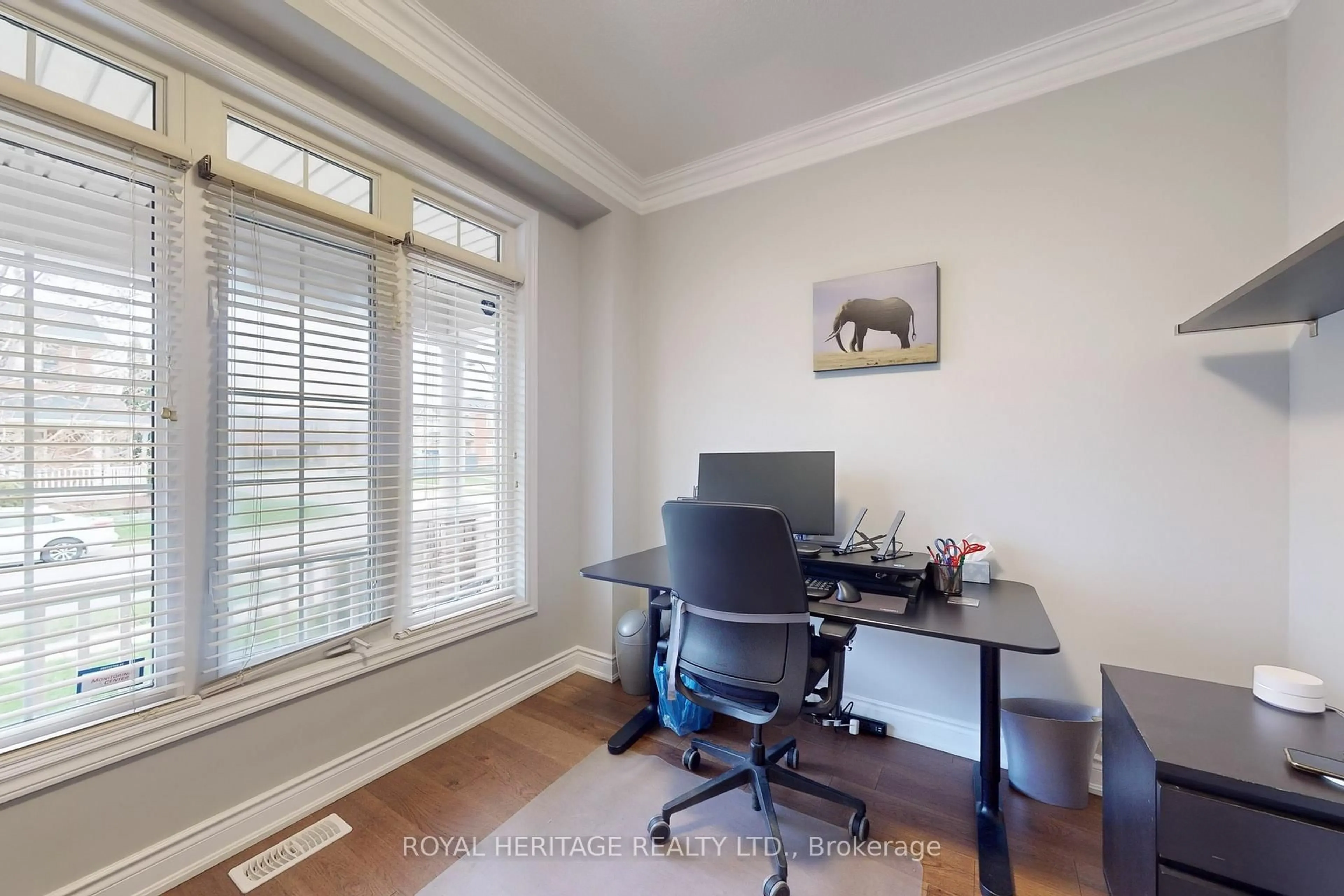 A pic of a room for 22 Tawnberry Circ, Brampton Ontario L7A 0J6
