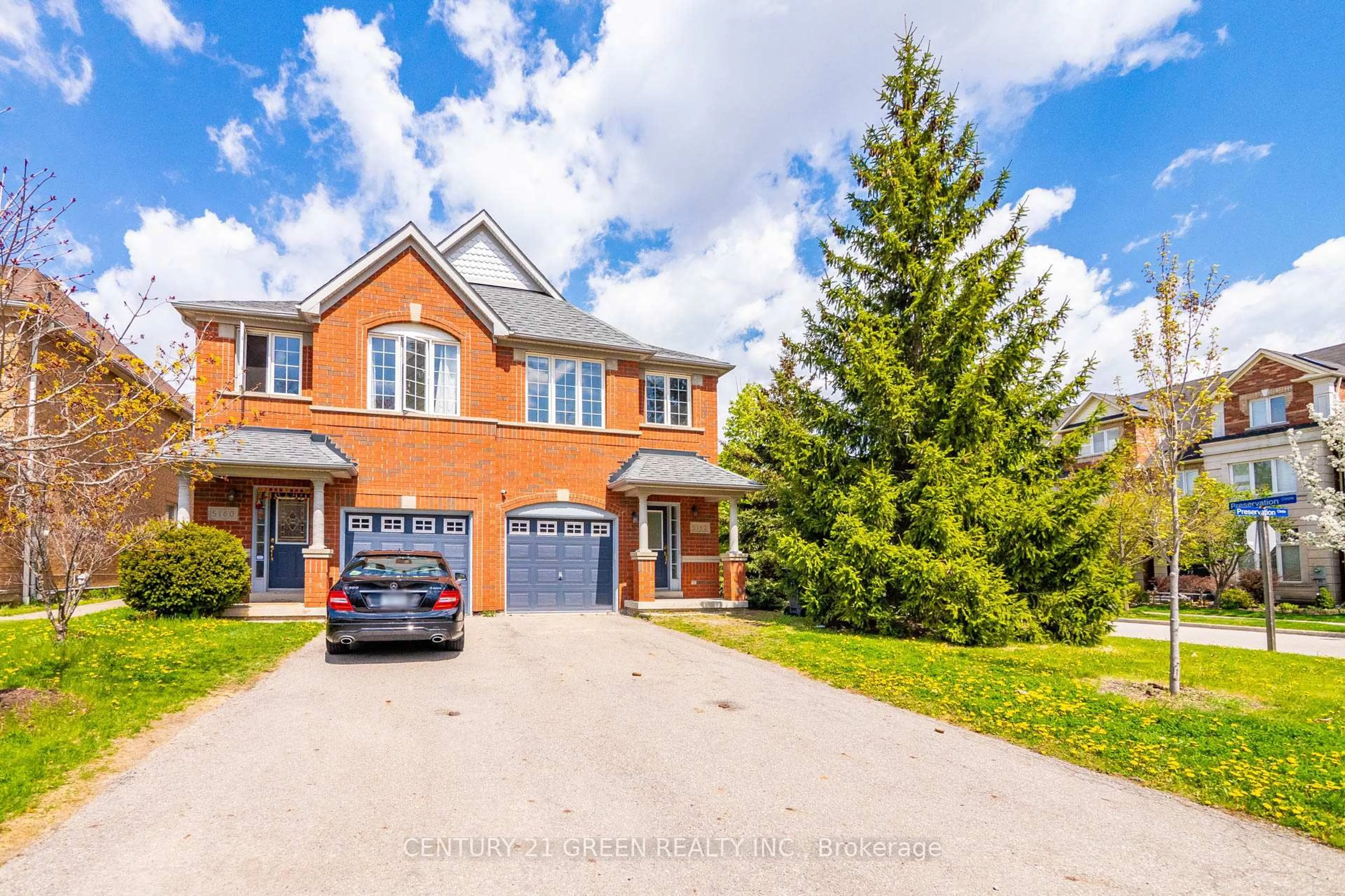 Home with brick exterior material, street for 5162 Preservation Circ, Mississauga Ontario L5M 7T4