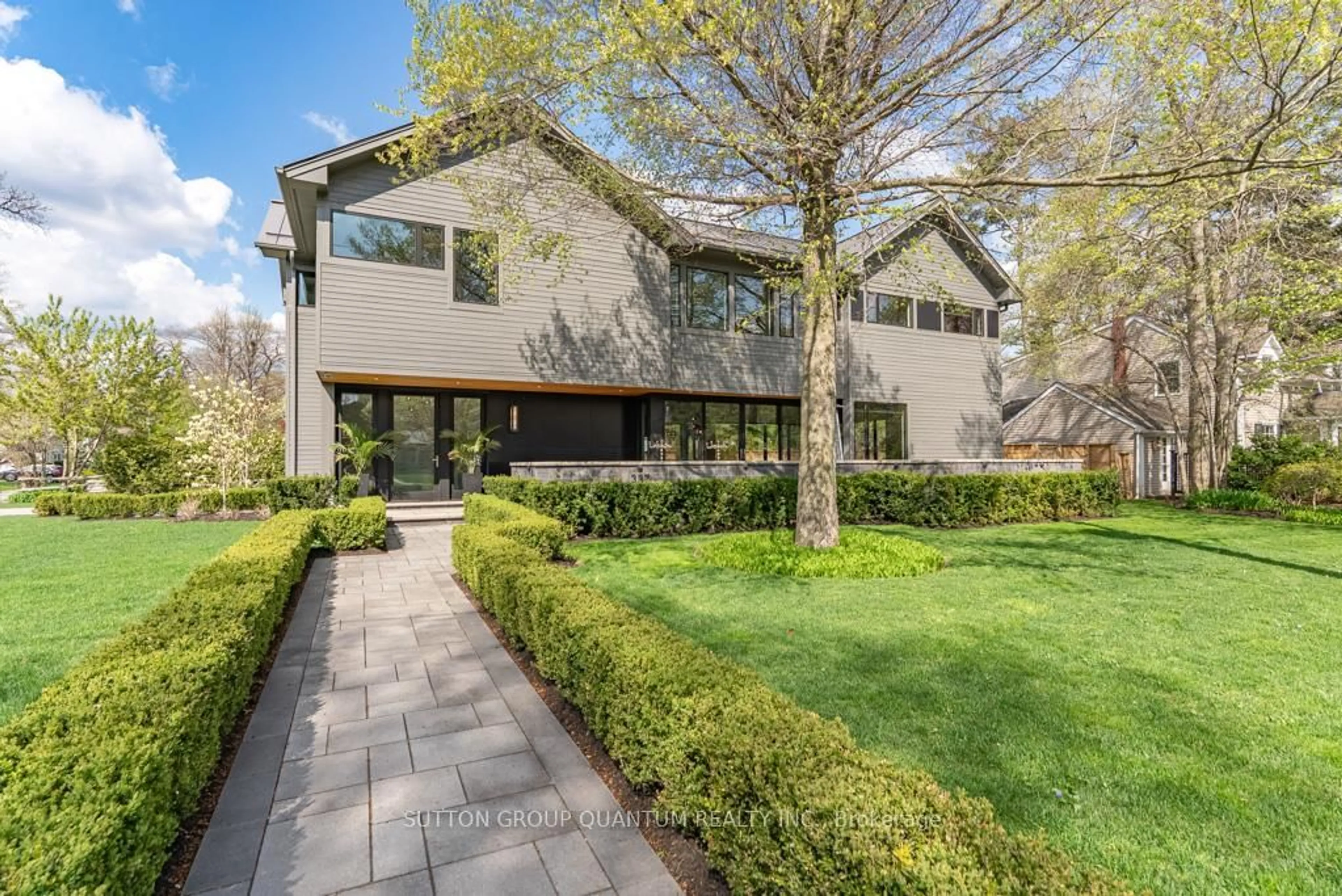 Unknown for 387 Watson Ave, Oakville Ontario L6J 3V7