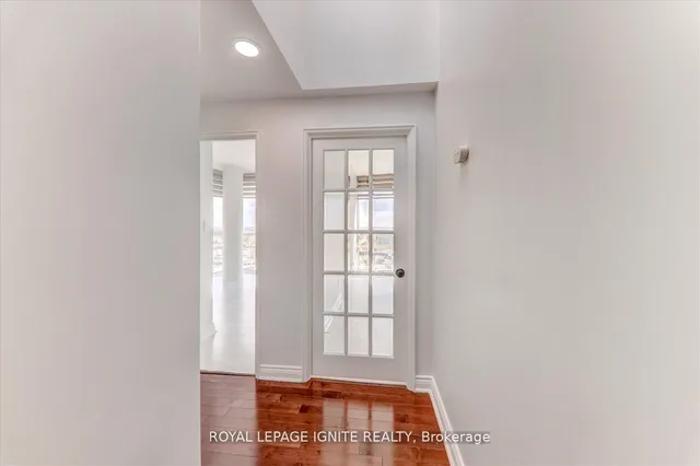 Additional property image - 50 Eglinton Ave Unit PH01