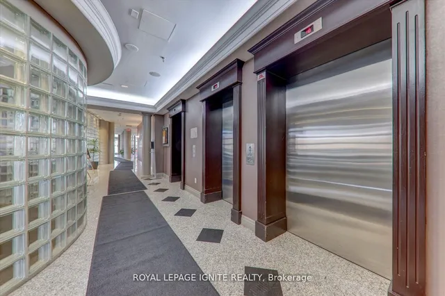 Additional property image - 50 Eglinton Ave Unit PH01