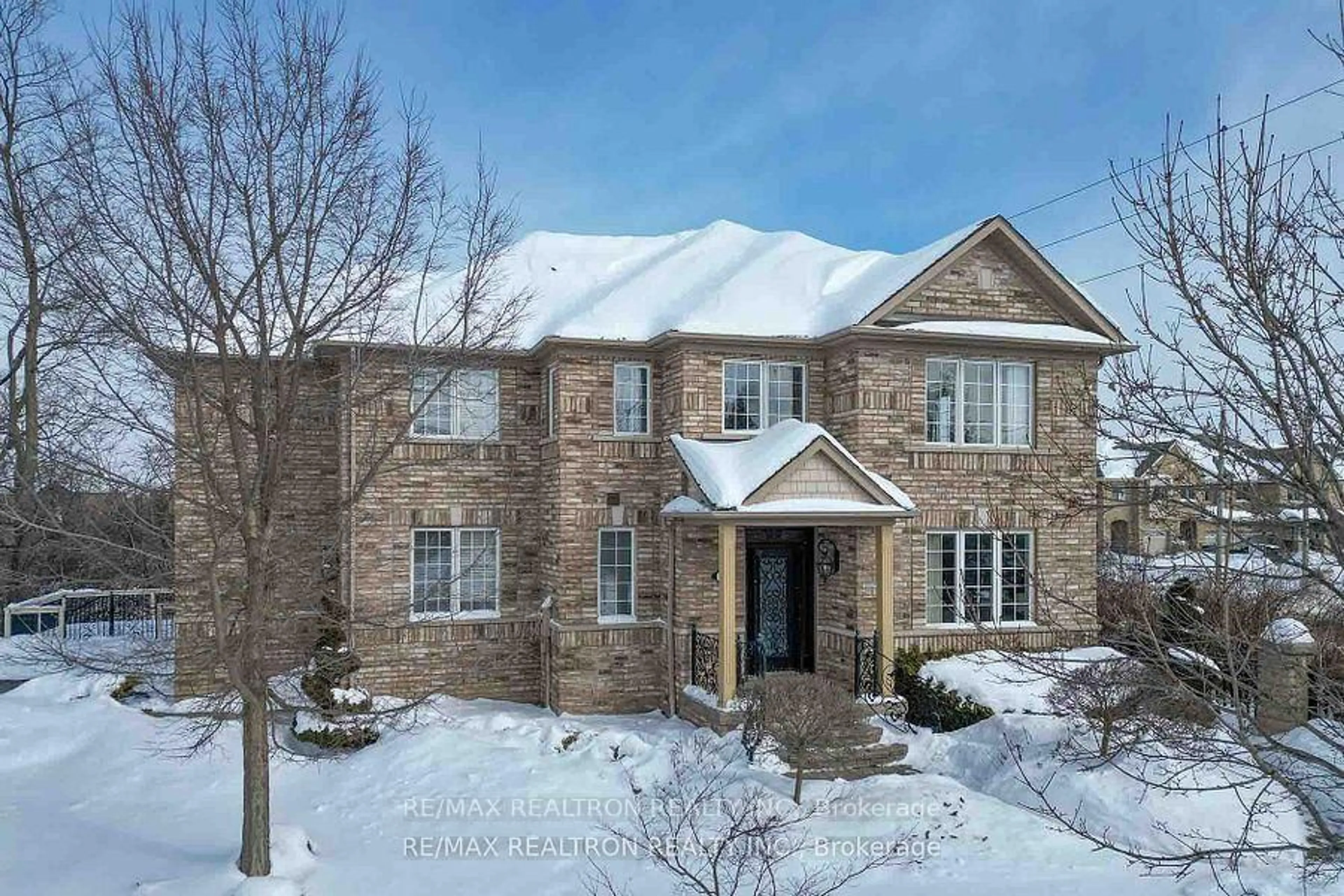Home with brick exterior material, street for 12 Edgevalley Crt, Brampton Ontario L6P 2P8