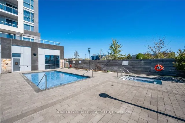 Additional property image - 1050 Main St Unit 819