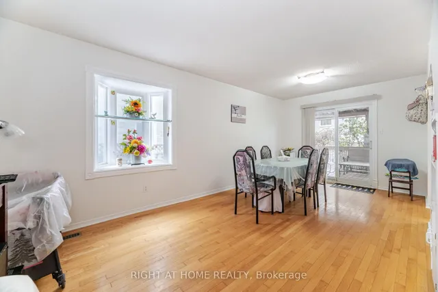 Additional property image - 5253 Palomar Cres