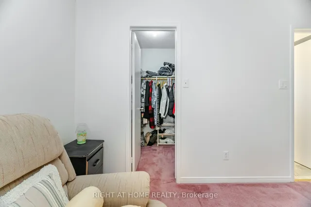 Additional property image - 5253 Palomar Cres