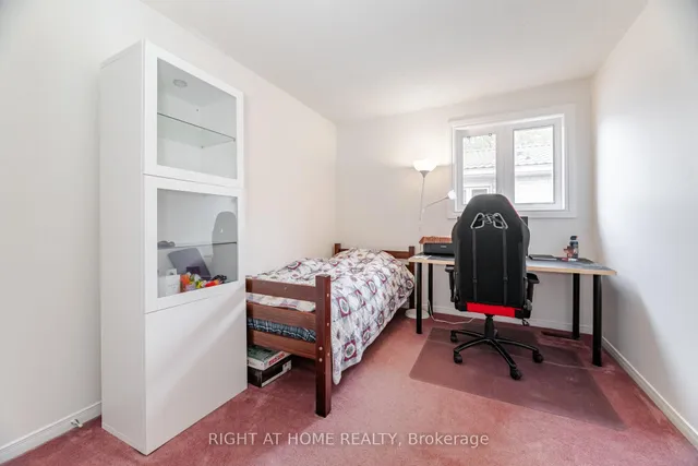 Additional property image - 5253 Palomar Cres