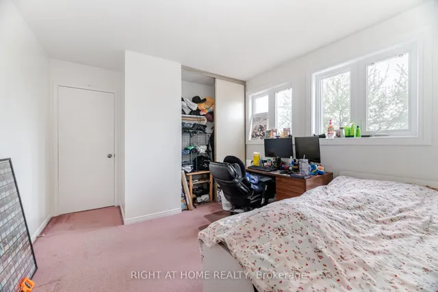 Additional property image - 5253 Palomar Cres