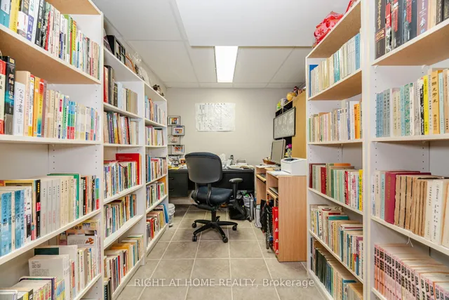 Additional property image - 5253 Palomar Cres
