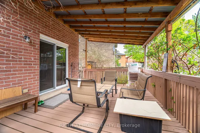 Additional property image - 5253 Palomar Cres