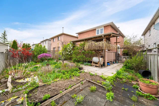Additional property image - 5253 Palomar Cres