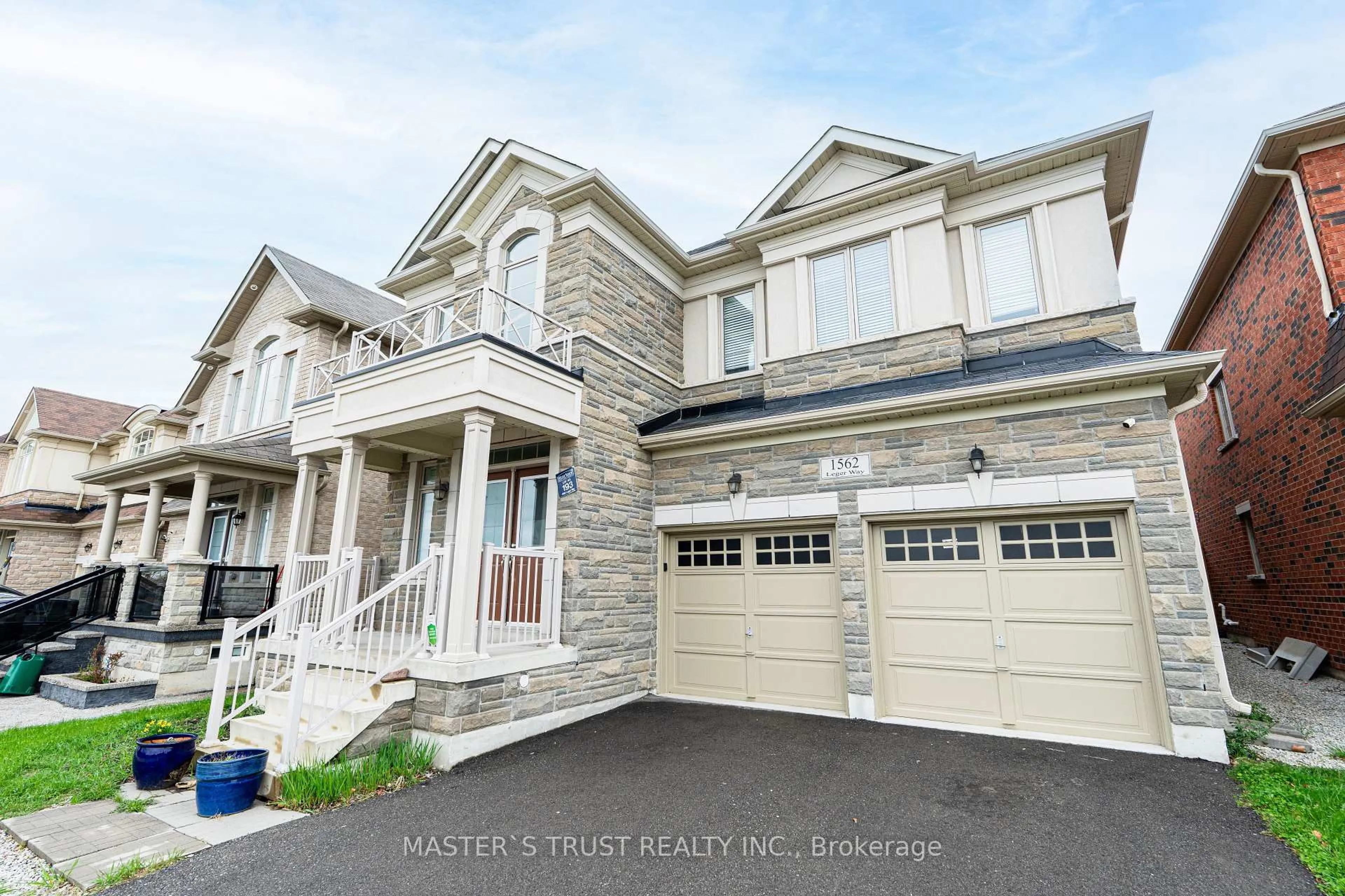 Unknown for 1562 Leger Way, Milton Ontario L9E 1H4