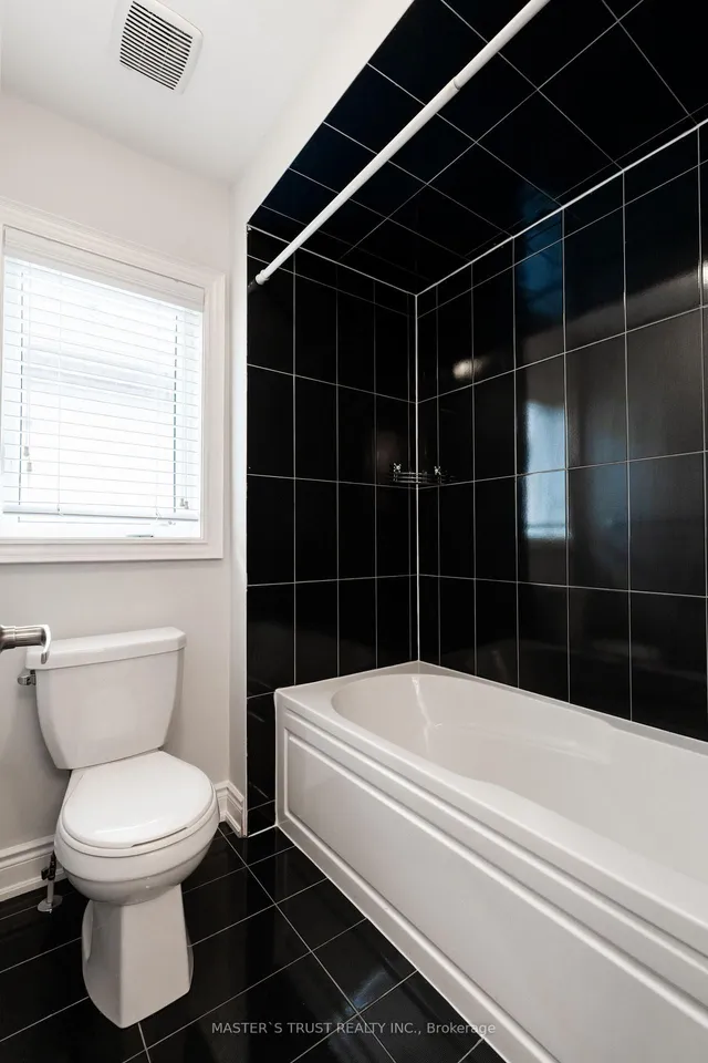 Additional property image - 1562 Leger Way