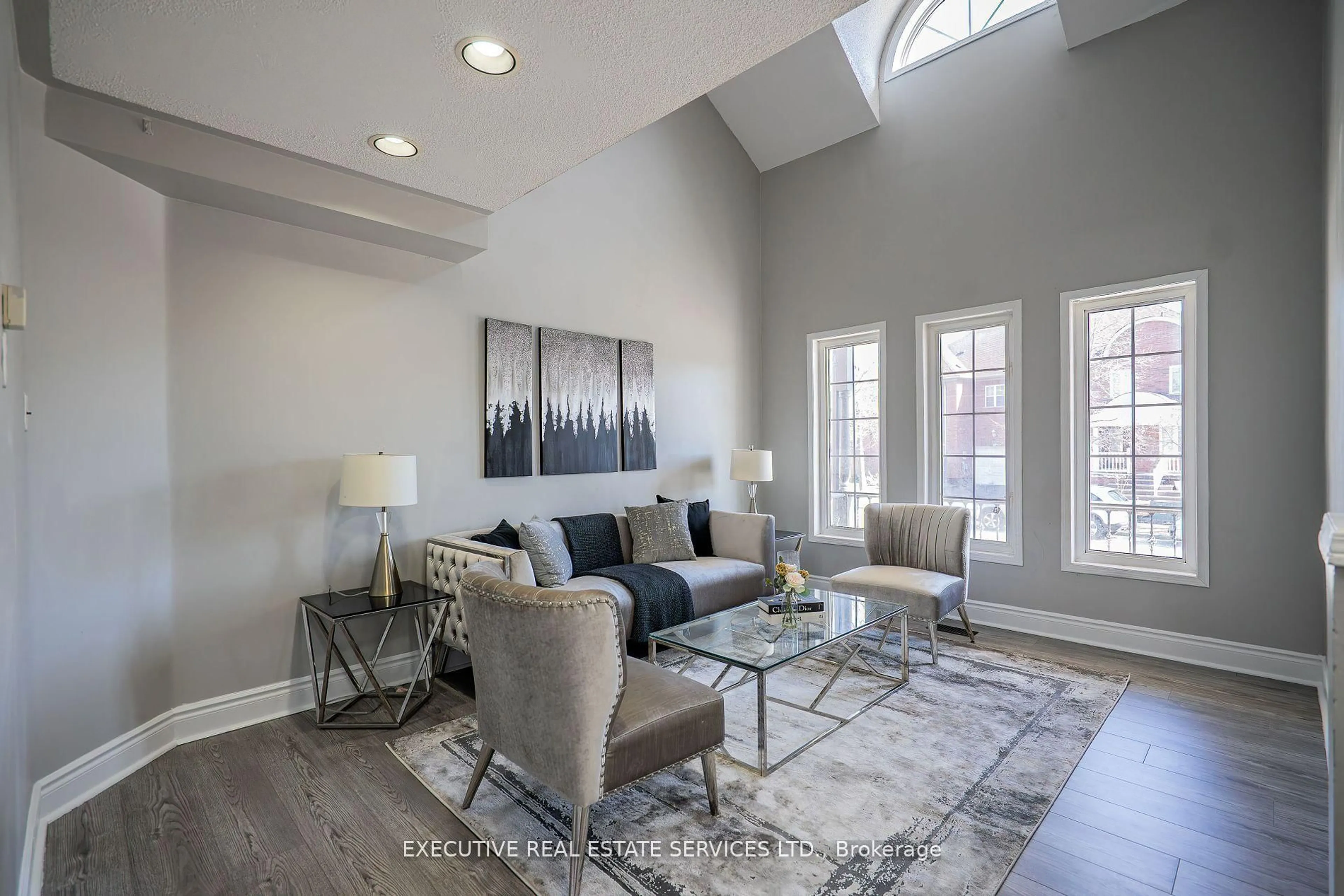 Living room with furniture, unknown for 33 Giraffe Ave, Brampton Ontario L6R 1Y8