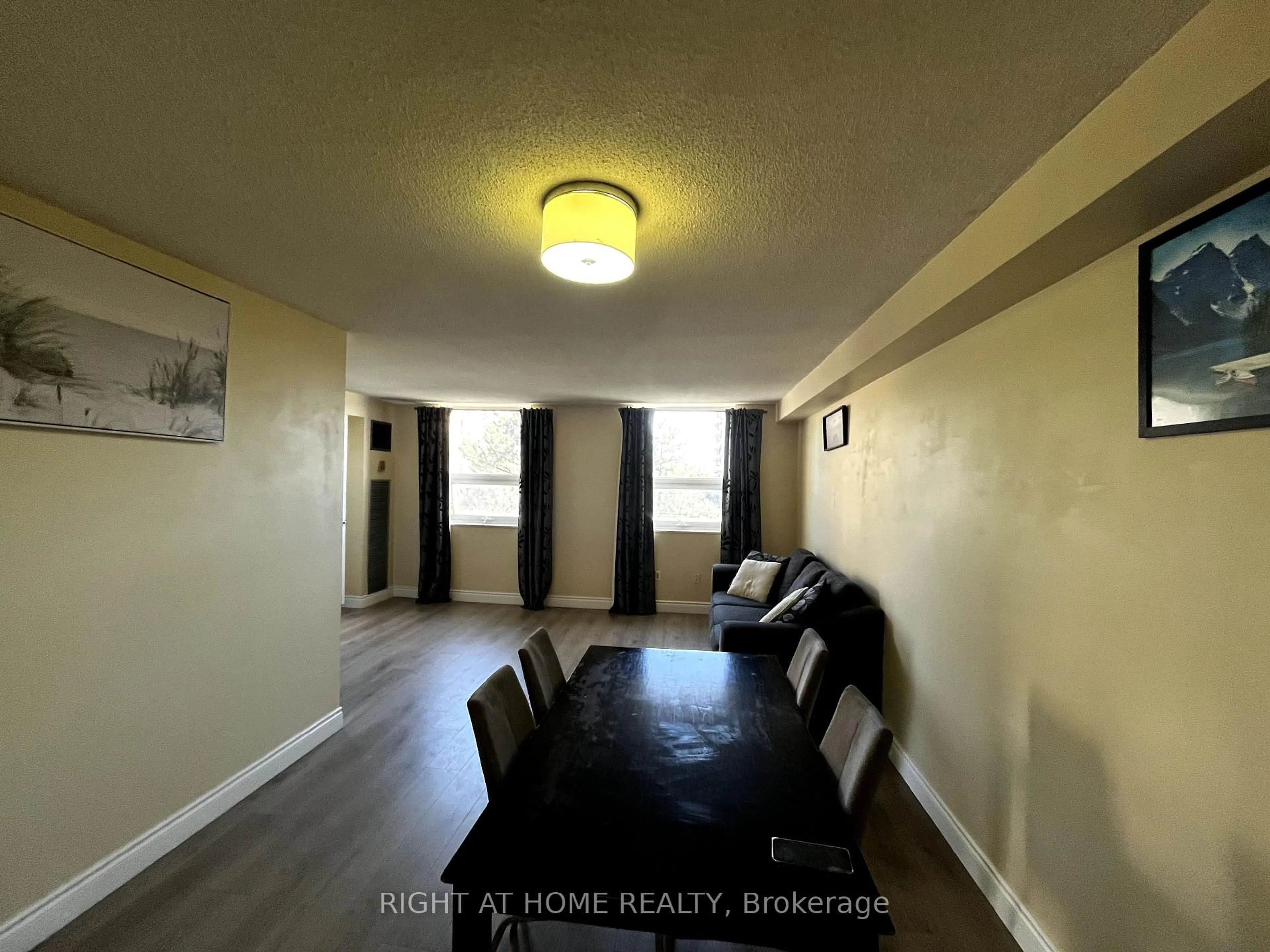 A pic of a room for 4 Lisa St #412, Brampton Ontario L6T 4B6