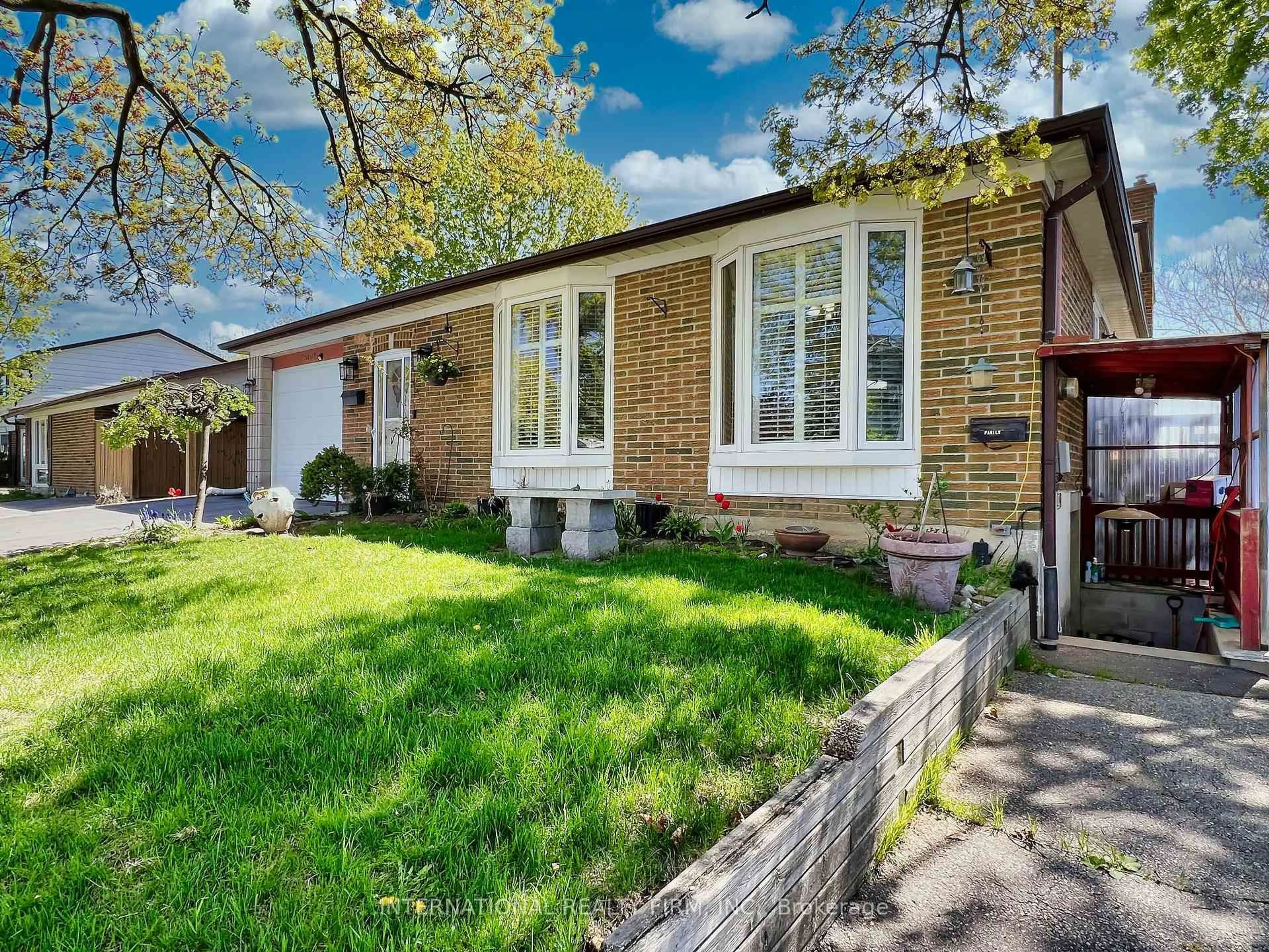 Home with brick exterior material, street for 3602 Dunrankin Dr, Mississauga Ontario L4T 1V9